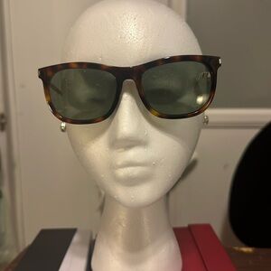YSL NEW WT tortoise sunnies